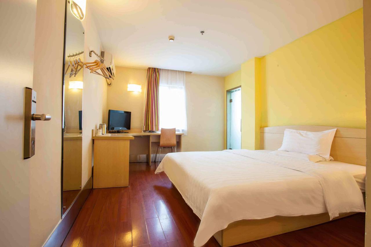 7Days Inn Nanjing Xinjiekou Shanghai Road Subway Station Екстер'єр фото