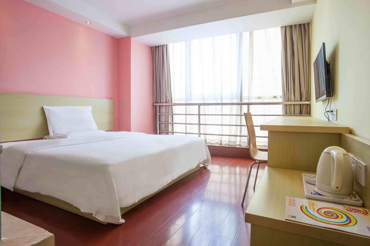 7Days Inn Nanjing Xinjiekou Shanghai Road Subway Station Екстер'єр фото