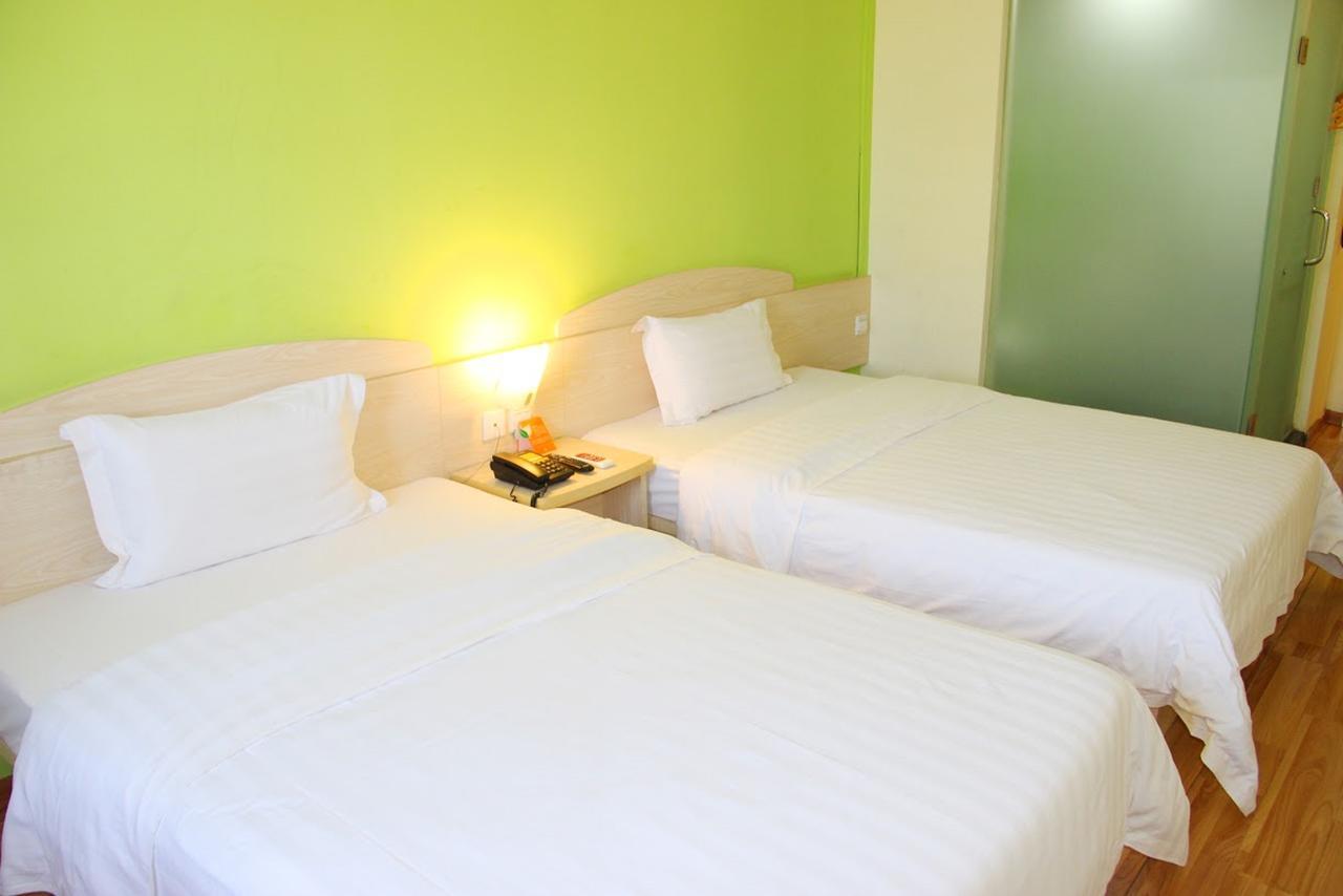 7Days Inn Nanjing Xinjiekou Shanghai Road Subway Station Екстер'єр фото
